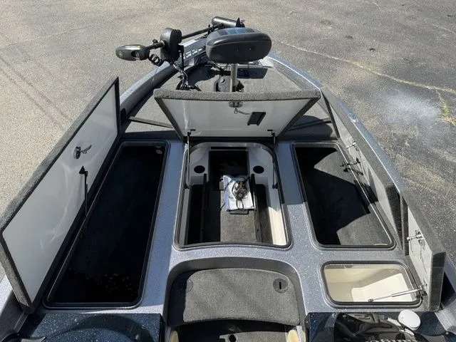 Slide: The Image of Ranger Z520 2011 - 19