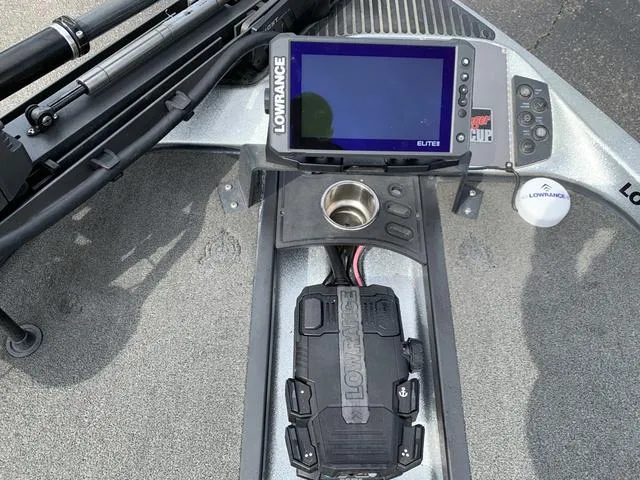 Slide: The Image of Ranger Z519 2016 - 6