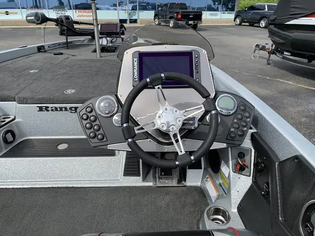 Slide: The Image of Ranger Z519 2016 - 7