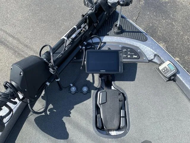 Slide: The Image of Ranger Z521 Comanche 2013 - 3