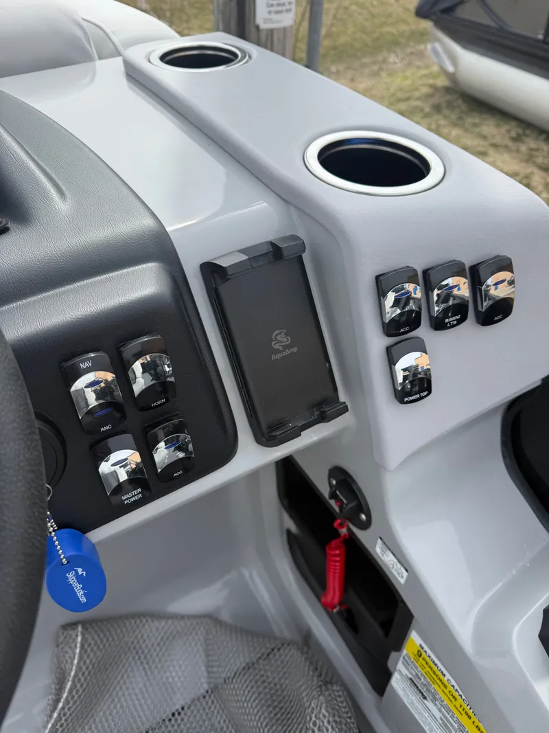 Slide: The Image of Dashboard of Harris Cruiser 210 boat, model year 2025. - 8