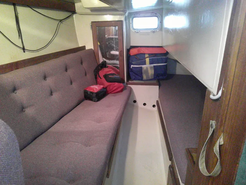 Slide: The Image of Aft cabin - 12