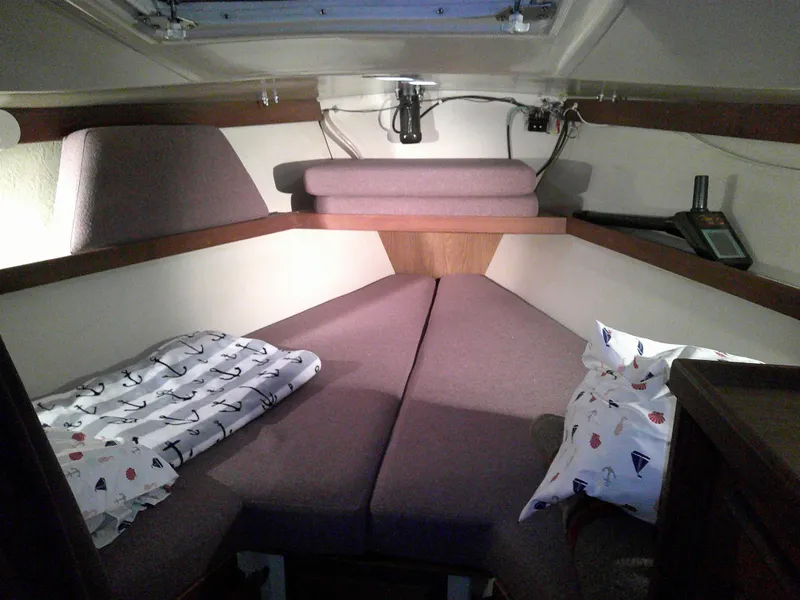 Slide: The Image of V-berth - 4