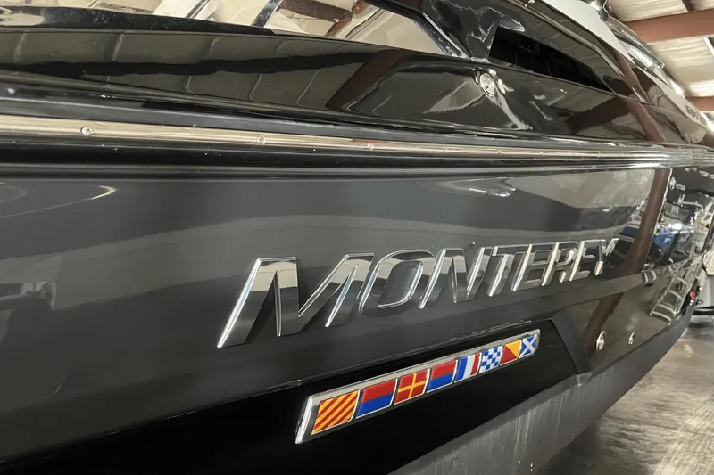 Slide: The Image of Monterey 328SS 2019 - 3