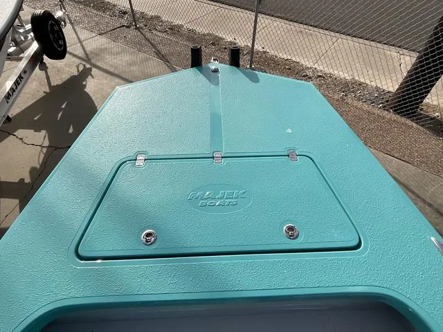 Slide: The Image of Majek 18 M2 2025 - 13