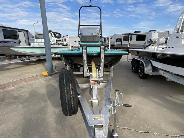 Slide: The Image of Majek 18 M2 2025 - 3