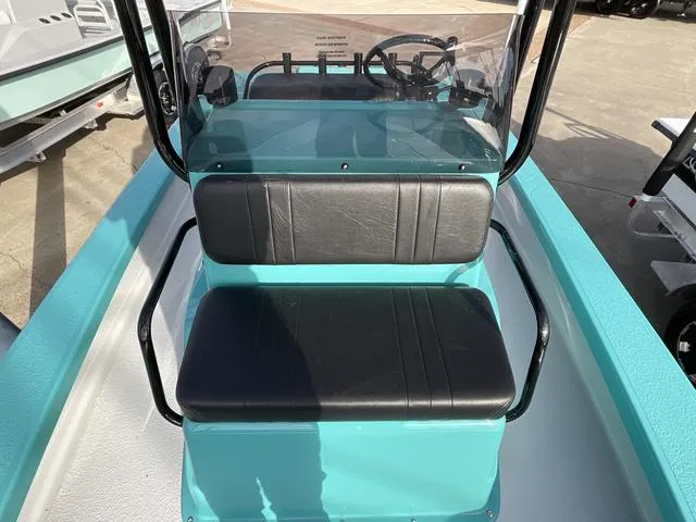 Slide: The Image of Majek 18 M2 2025 - 4