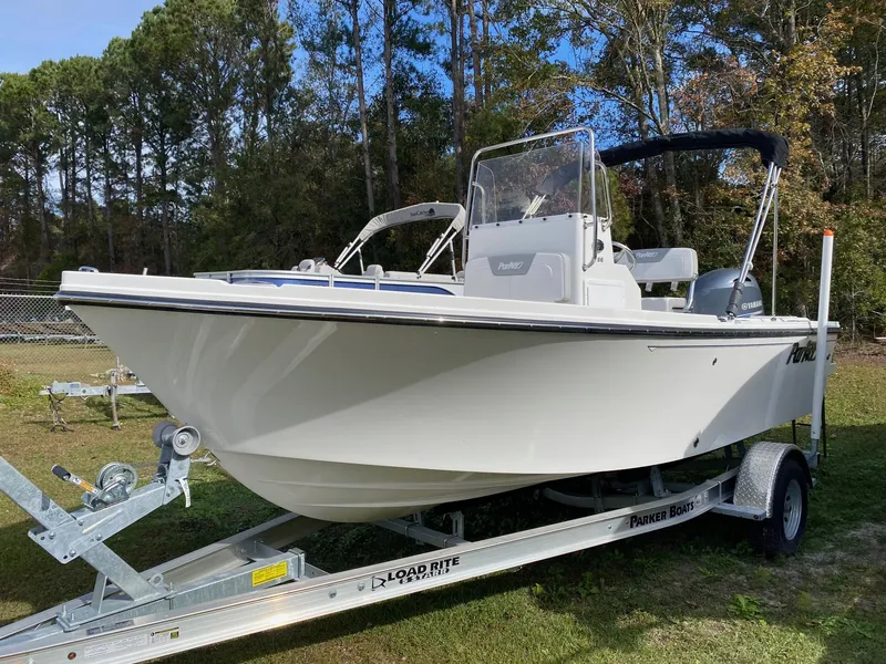 Slide: The Image of Parker Marine 18SE 2025 - 2