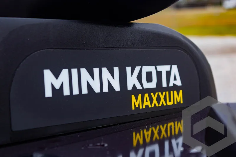 Slide: The Image of Minn Kota Maxxum motor on 2025 G3 Sportsman 1810 boat. - 27