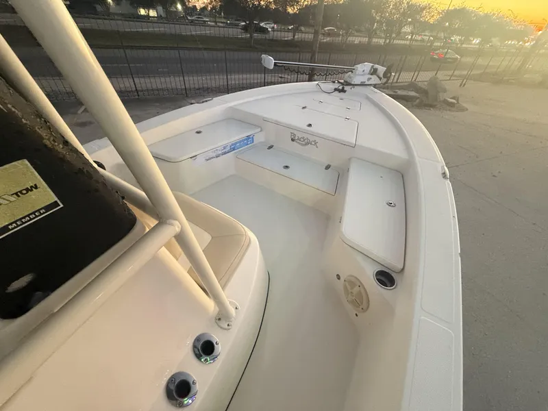 Slide: The Image of Blackjack 224 Bay Center Console 2013 - 19