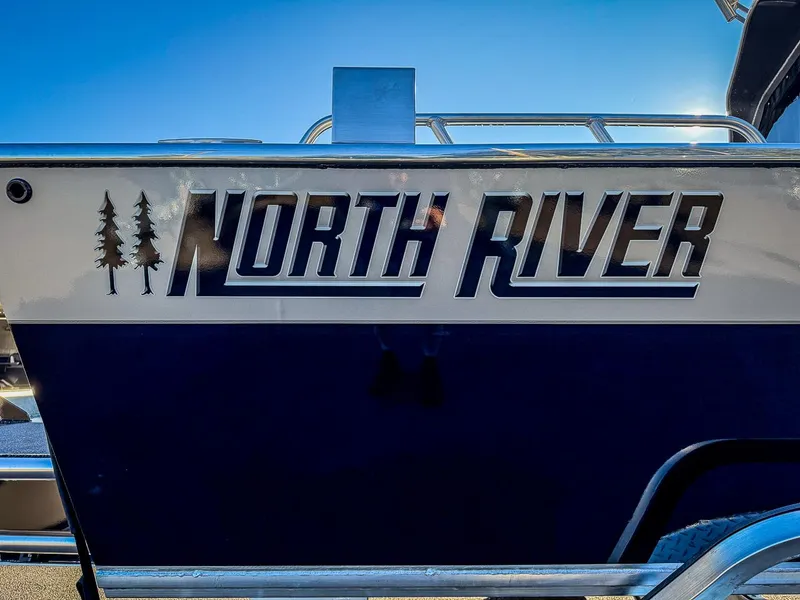 Slide: The Image of North River 23' Seahawk 2026 - 21