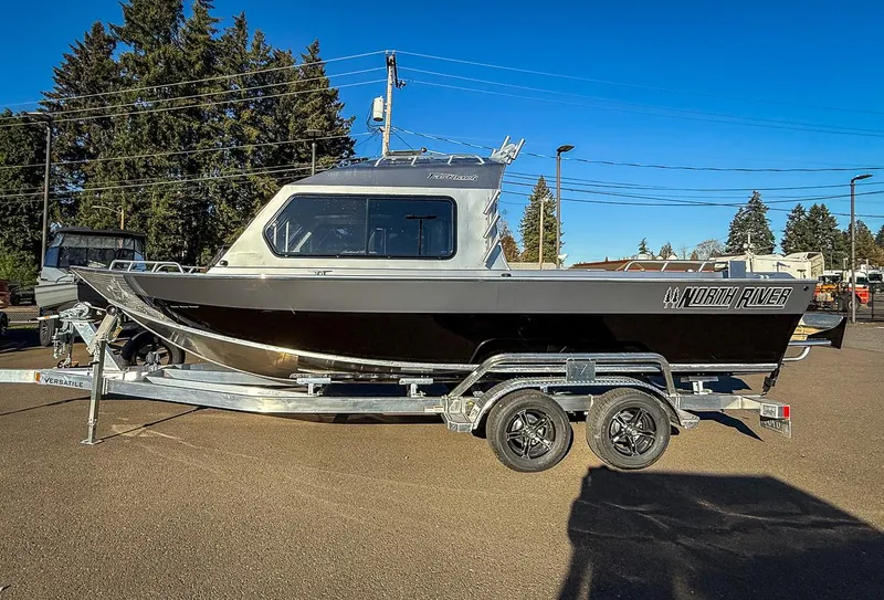 Slide: The Image of North River 23' Seahawk 2026 - 3