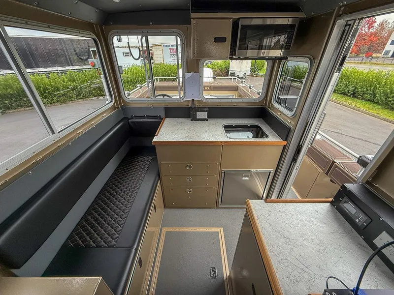 Slide: The Image of North River OFFSHORE 3500WXL WA 2026 - 16