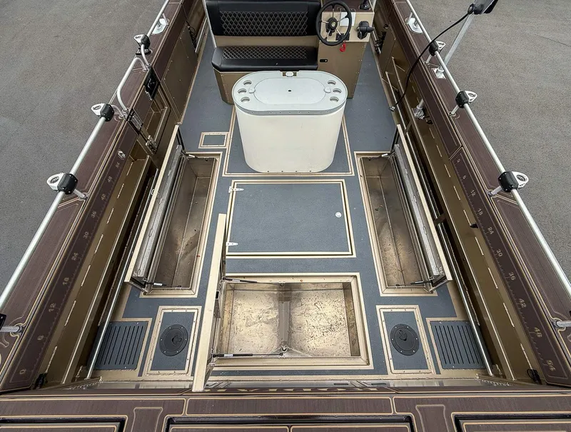 Slide: The Image of North River OFFSHORE 3500WXL WA 2026 - 20