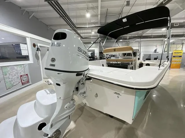 Slide: The Image of Sea Chaser EV180 Sea Skiff 2025 - 19