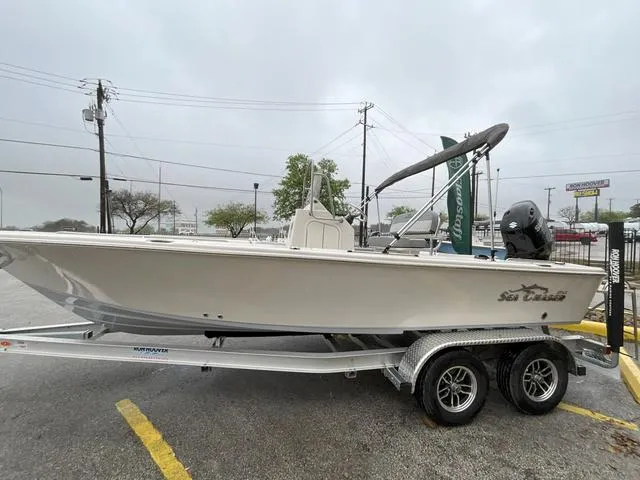 The Image of Sea Chaser 23 LX 2025 - 1