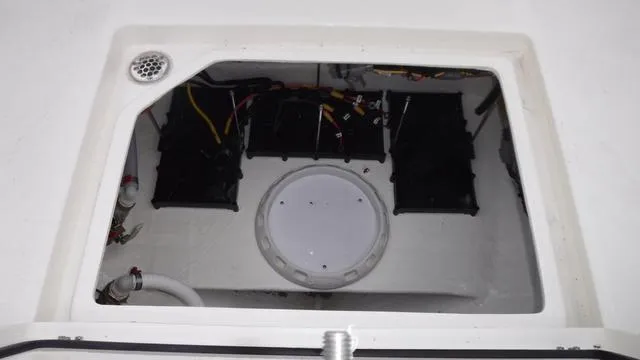 Slide: The Image of Cobia 265 CC 2025 - 27