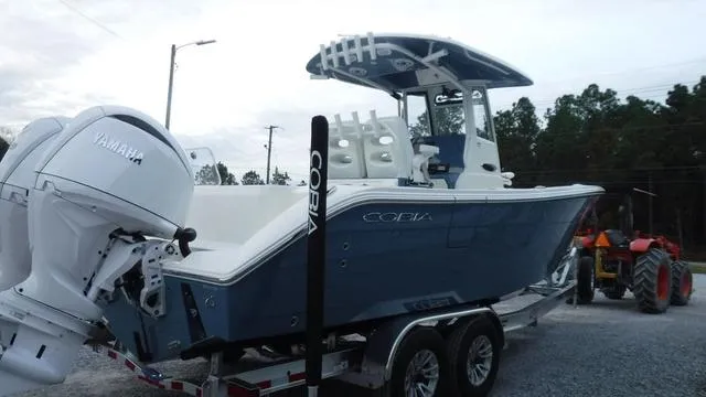 Slide: The Image of Cobia 265 CC 2025 - 7