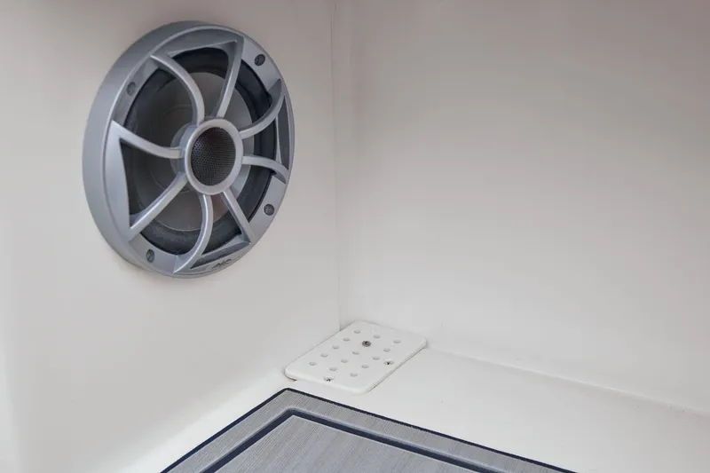 Slide: The Image of Mako 18 Pro Skiff Patriot Edition 2025 - 38