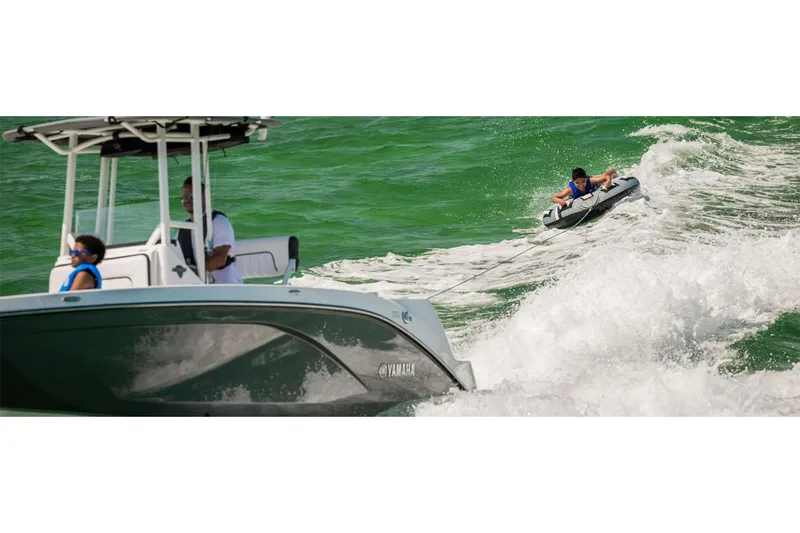 Slide: The Image of Yamaha 222 FSH Sport 2025 - 28