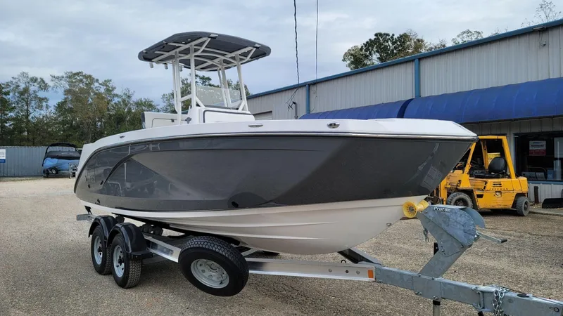 Slide: The Image of Yamaha 222 FSH Sport 2025 - 4