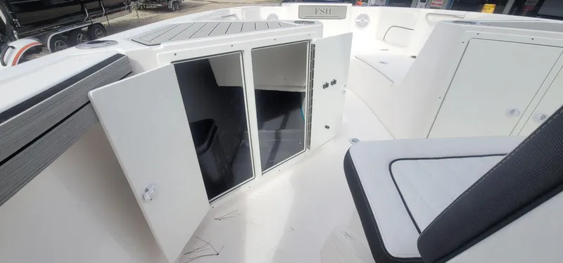 Slide: The Image of Yamaha 220 FSH Sport 2025 - 14