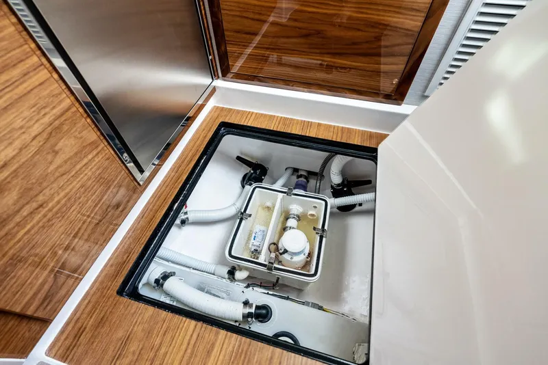 Slide: The Image of Valhalla Boatworks V-46 2025 - 71