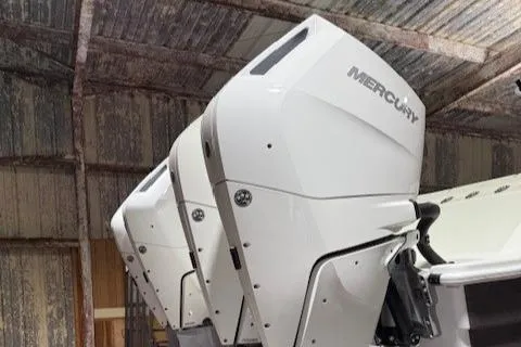 Slide: The Image of Freeman 47 Maiden America - Exterior Engines - 24