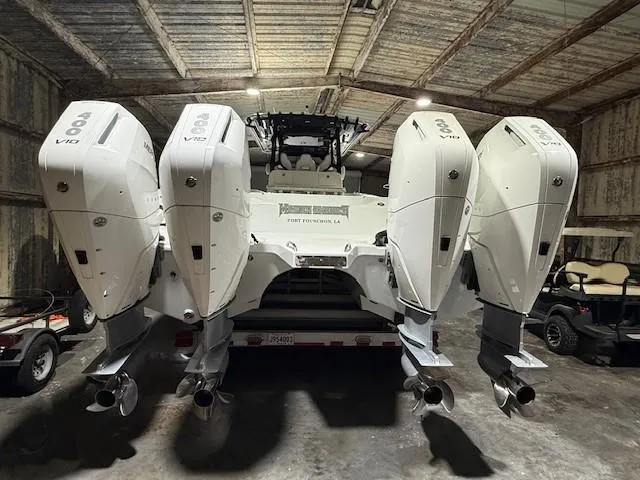 Slide: The Image of Freeman 47 Maiden America - Exterior Engines - 25