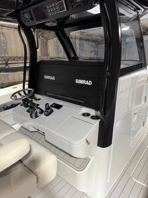 Slide: The Image of Freeman 47 Maiden America - Exterior Helm - 6