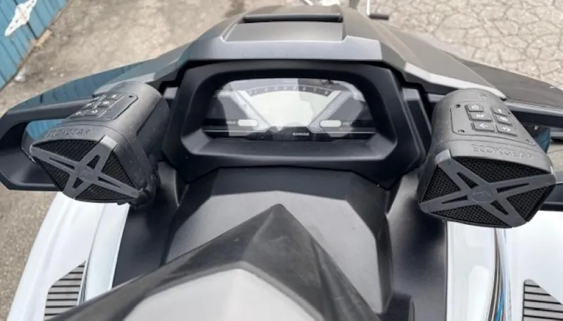 Slide: The Image of 2019 Yamaha WaveRunner VX Cruiser dashboard with speakers and digital display. - 7