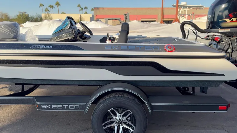 Slide: The Image of 2025 Skeeter ZX150 - 2