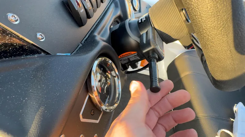 Slide: The Image of 2025 Skeeter ZX150 - 7