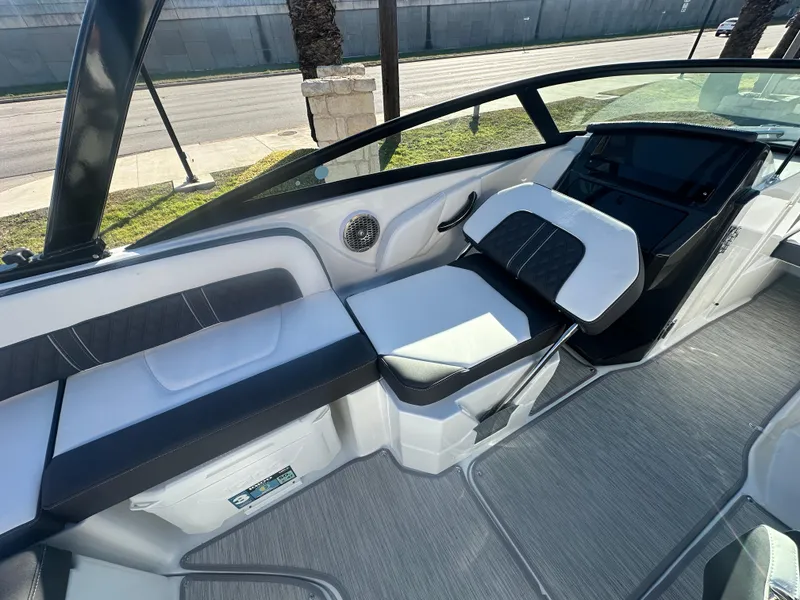 Slide: The Image of Monterey M-45 2025 - 50