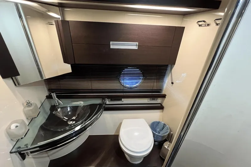 Slide: The Image of Azimut 68S 2007 - 106