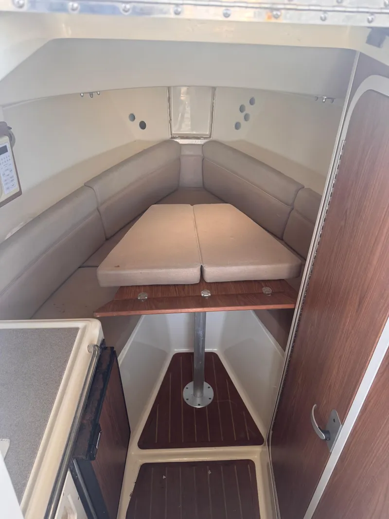 Slide: The Image of Scout 280 Abaco 2004 - 10