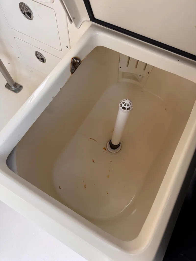 Slide: The Image of Scout 280 Abaco 2004 - 22