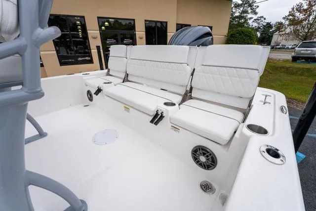 Slide: The Image of Sea Fox 231 Bay Fox 2025 - 11