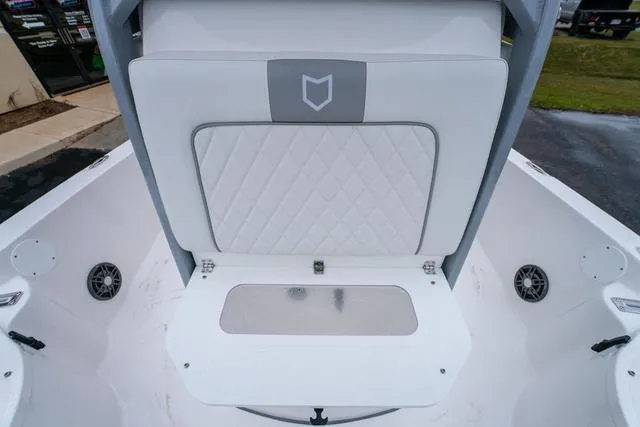 Slide: The Image of Sea Fox 231 Bay Fox 2025 - 27