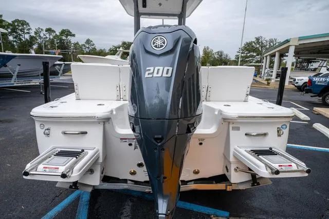 Slide: The Image of Sea Fox 231 Bay Fox 2025 - 4