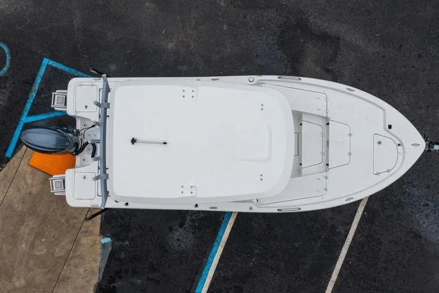 Slide: The Image of Sea Fox 231 Bay Fox 2025 - 7