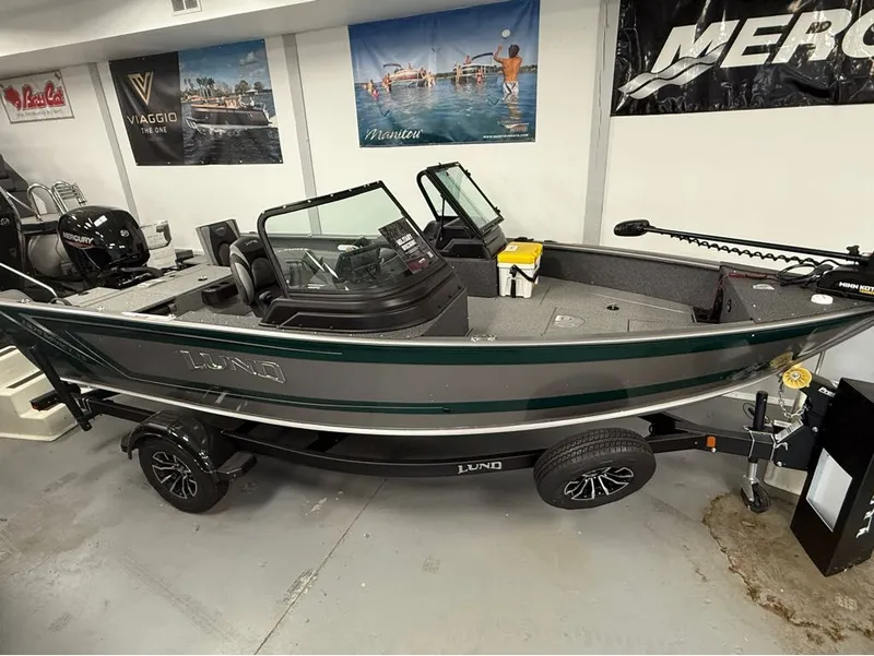 Slide: The Image of Lund Impact XS 1875 Sport 2025 - 23