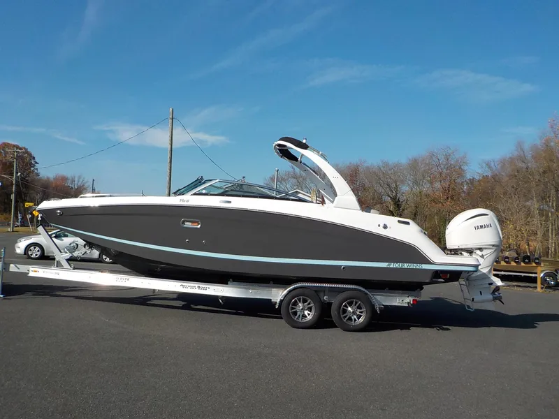 The Image of Four Winns HD OB HD8 2025 - 1