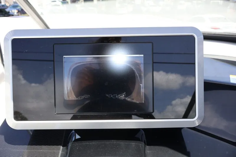 Slide: The Image of Yamaha SX250 2025 - 24