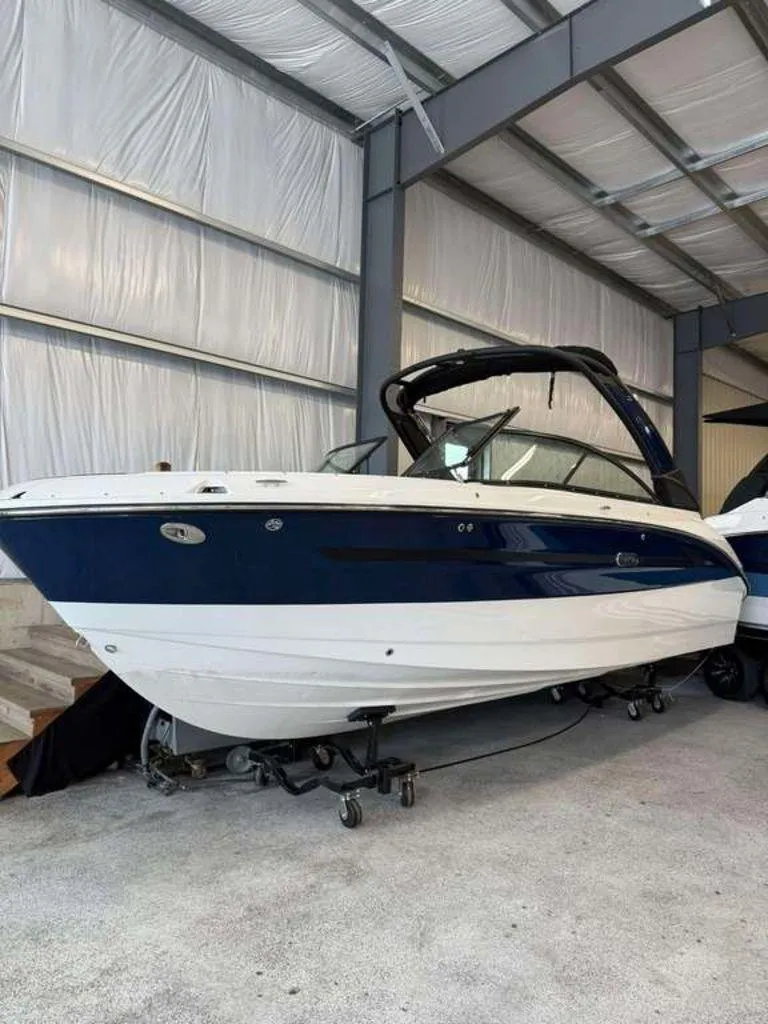 The Image of Sea Ray SDX 250 Surf 2025 - 0