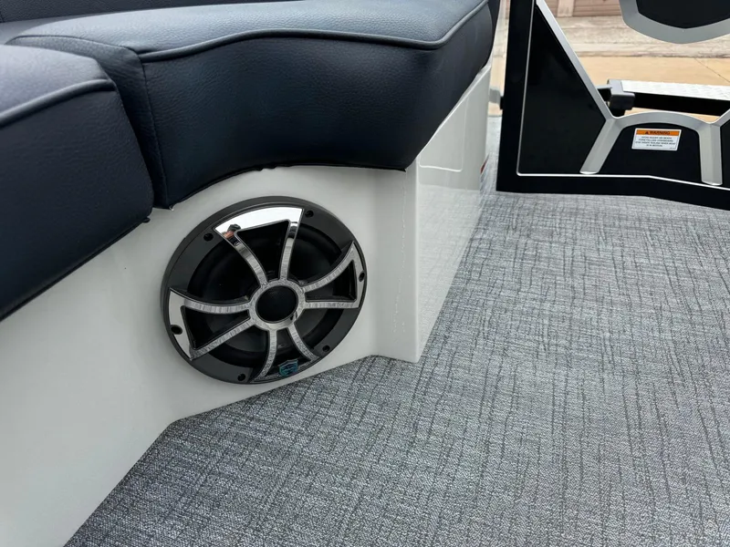 Slide: The Image of Trifecta 25 SPORT RF9 DC ARCH 2024 - 21