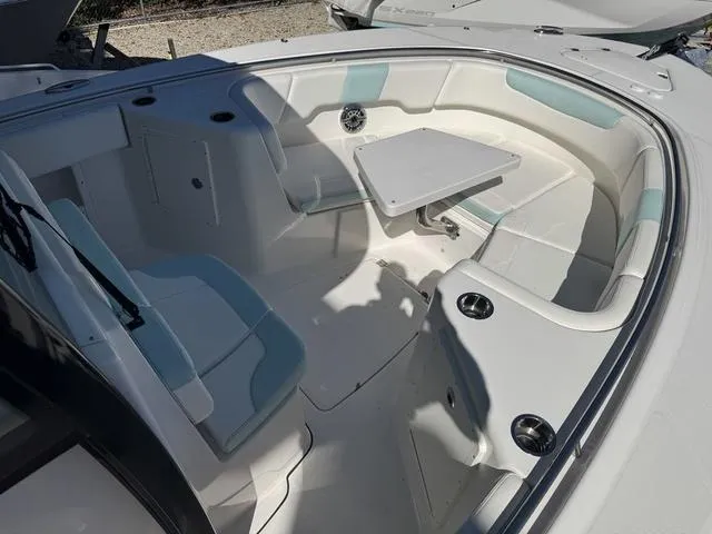 Slide: The Image of Robalo R302 Center Console 2024 - 29