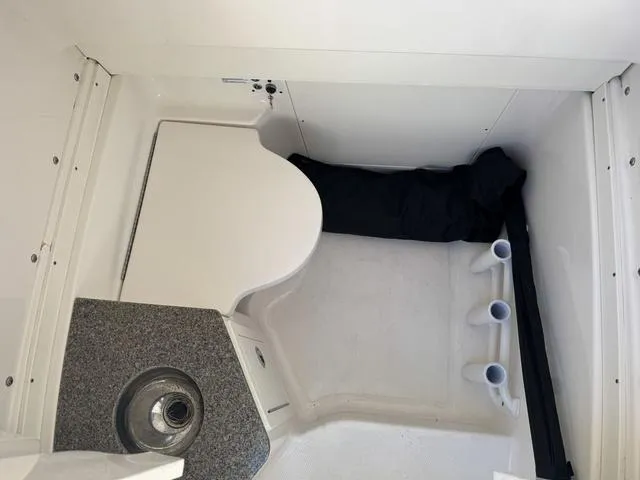 Slide: The Image of Robalo R302 Center Console 2024 - 33