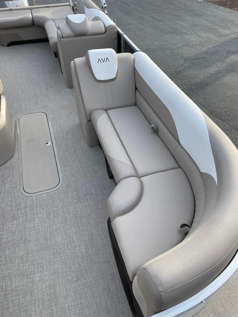 Slide: The Image of 2025 Avalon LSZ Cruise Rear Bench with plush seating and modern design. - 10