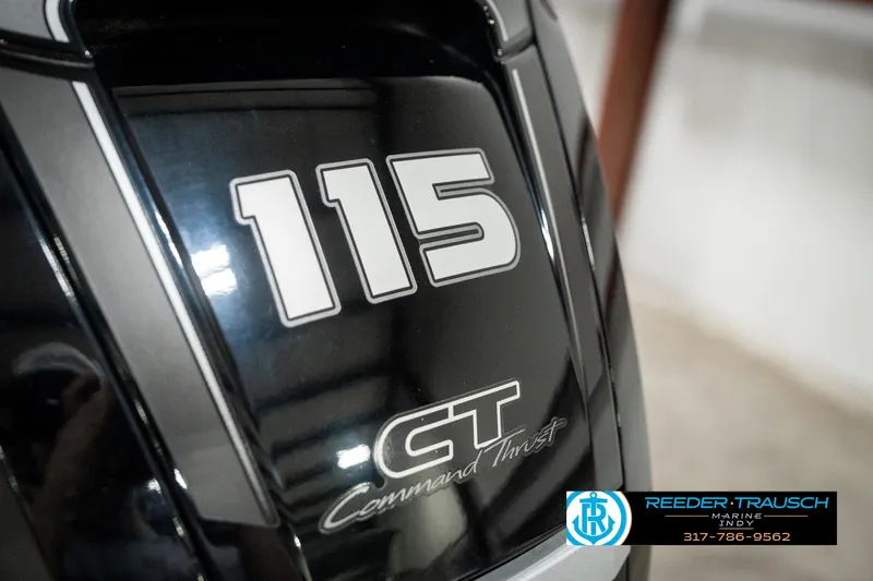 Slide: The Image of 2019 Bennington 21 SLX boat engine, 115 CT Command Thrust, Reeder-Trausch Marine logo. - 48